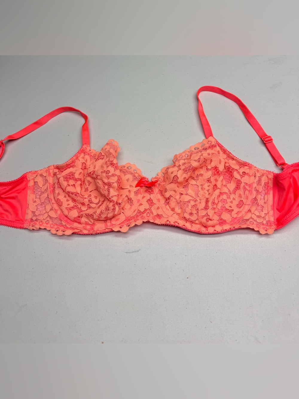 Victoria's Secret Very Sexy Coral Floral Lace Unlined Demi Bra 36D *P1043